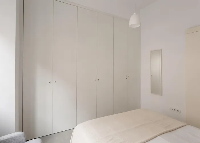 Stylish 2-bedroom With Terrace In Alcantara Lisboa