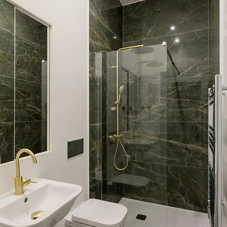 Apartmán Stylish 2-bedroom With Terrace In Alcantara