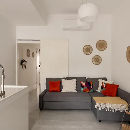 Stylish 2-bedroom With Terrace In Alcantara Apartmán *