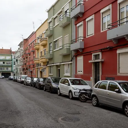 Stylish 2-bedroom With Terrace In Alcantara Apartmán *