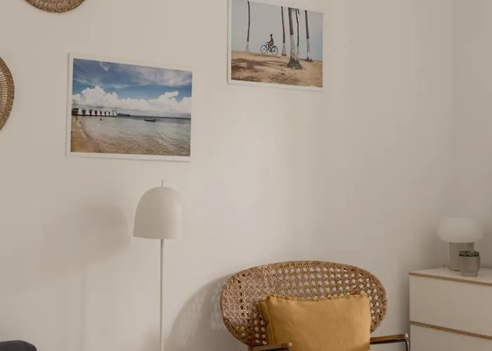 Apartment Stylish 2-bedroom With Terrace In Alcantara *
