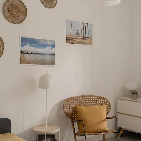 شقة Stylish 2-bedroom With Terrace In Alcantara *