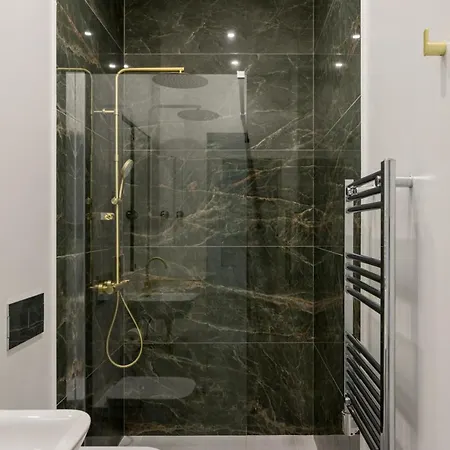 Stylish 2-bedroom With Terrace In Alcantara Apartamento Lisboa